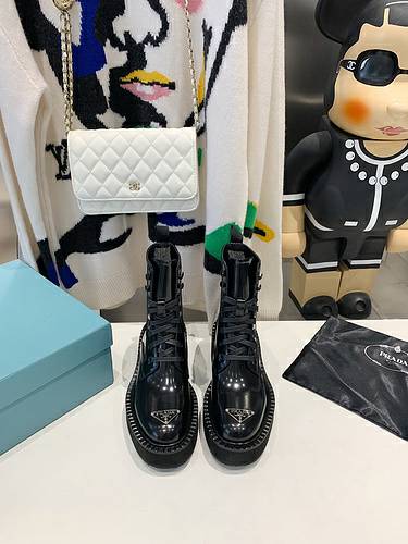 Picture of Prada Shoes Women _SKUfw148681155fw